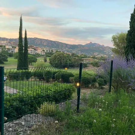 Апартаменты Le Cocon Du Hameau Rdj Cloture Cap Esterel Сен-Рафаэль